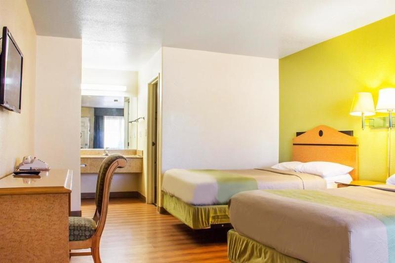 Infinity Inn & Suites Tempe Eksteriør bilde