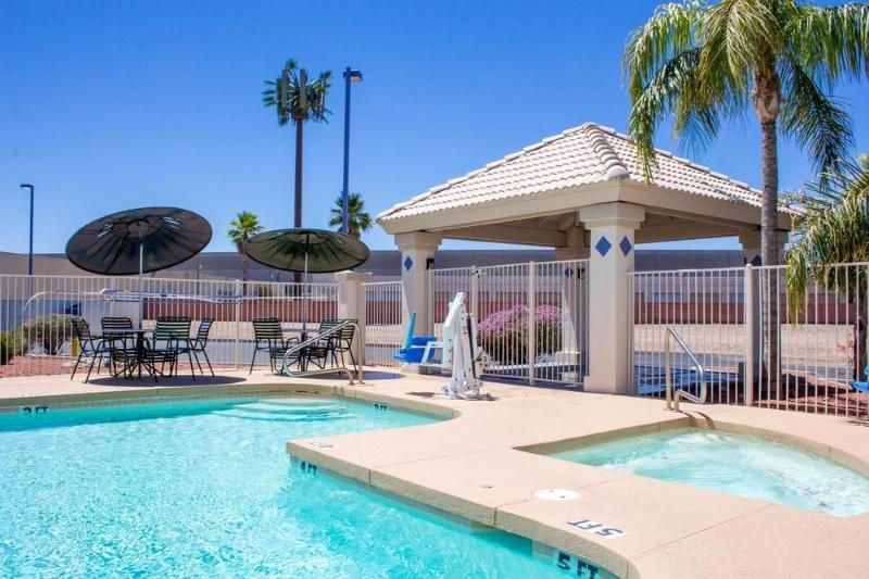 Infinity Inn & Suites Tempe Eksteriør bilde